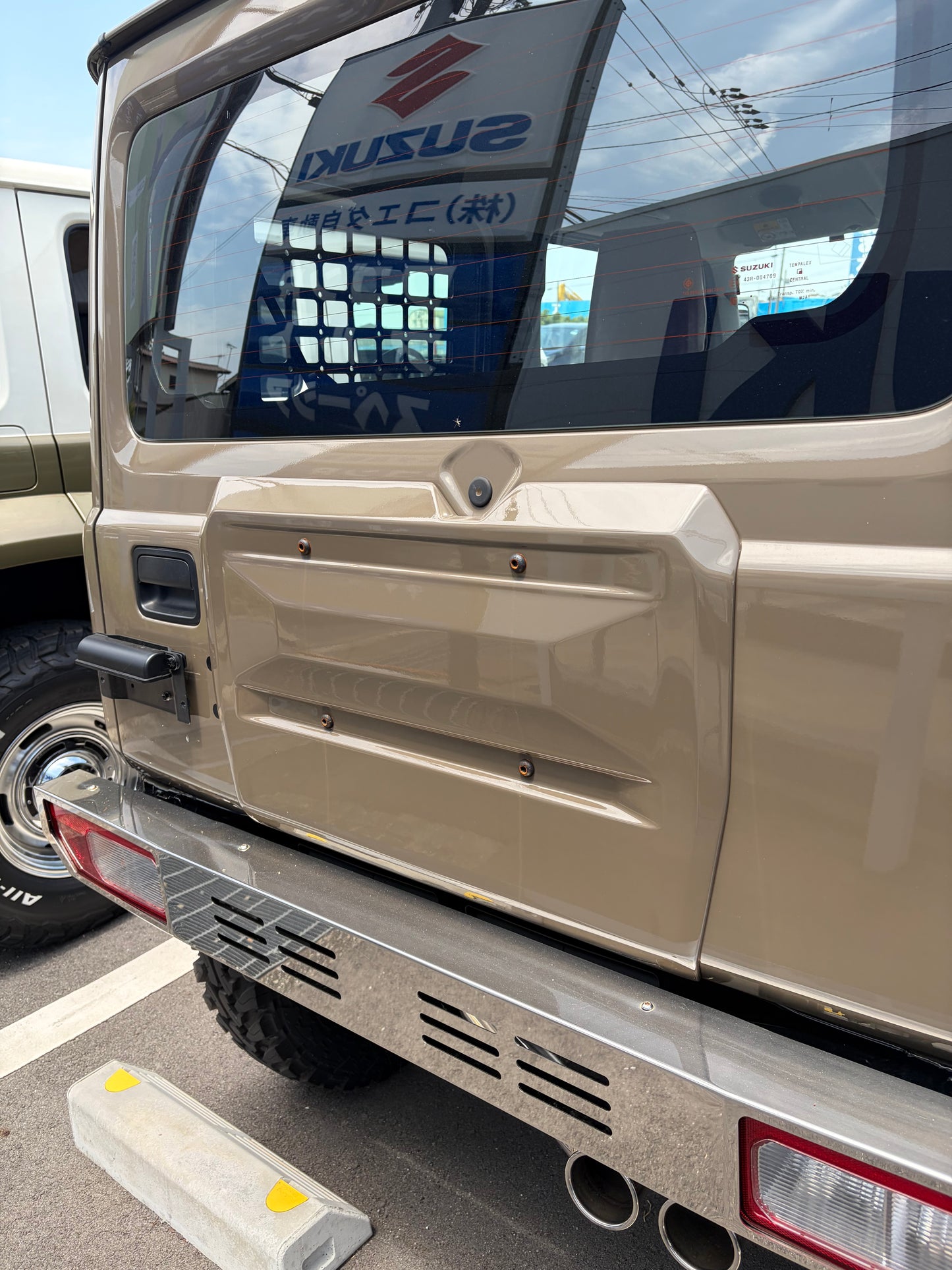 リアパネル　JB64/JB74/JC74共通　コエダ自動車　ジムニー　ジムニーシエラ　ノマド
